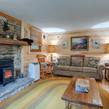 Heavenly Bearadise Cabin In Cashiers, Nc!